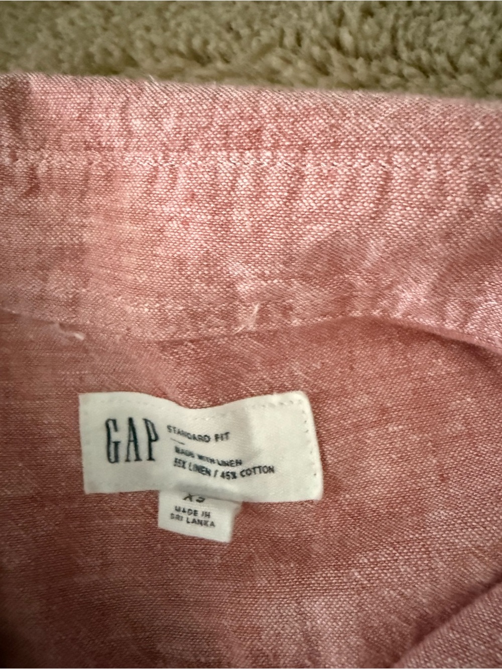 GAP Men’s XS Linen Long-Sleeve Button-Up Heathered pink/red Like new - Picture 2 of 4